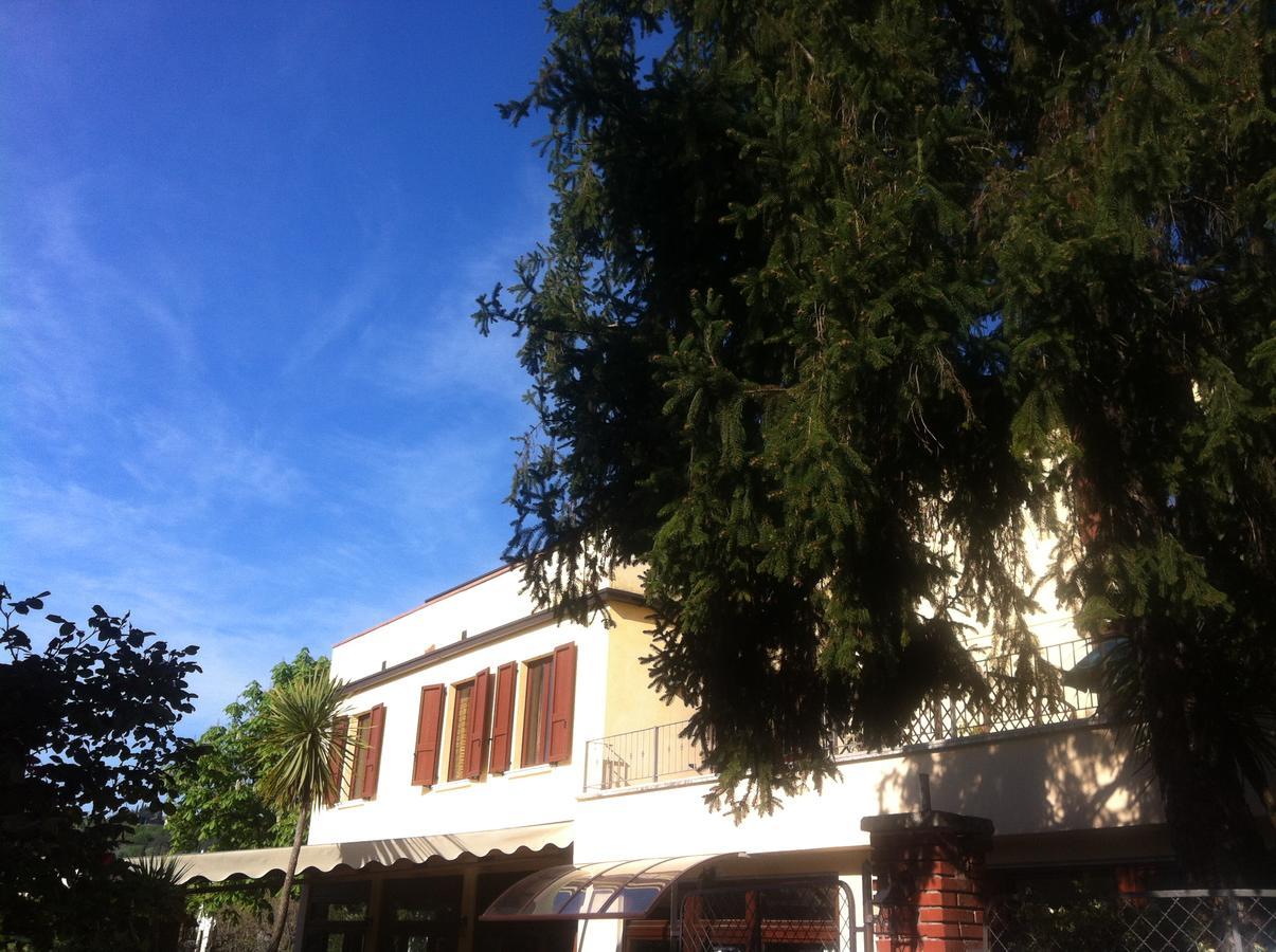 Borgo Antico Apartment San Felice del Benaco Exterior photo